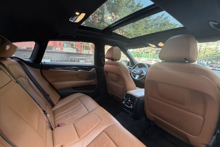 Used BMW 6 Series GT 2018 630i M Sport Package Interior 8