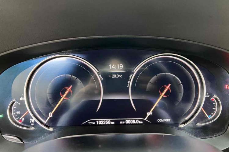 Used BMW 6 Series GT 2018 630i M Sport Package Odometer Close Up
