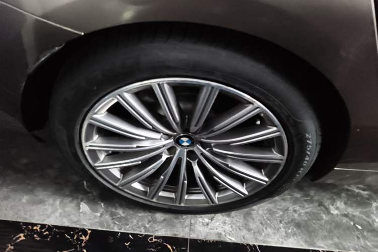 Used BMW 6 Series GT 2018 630i Luxury Design Package Right Rear Wheel Hub