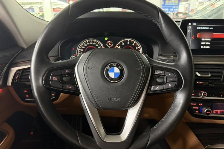 Used BMW 6 Series GT 2018 630i Luxury Design Package Steering Wheel