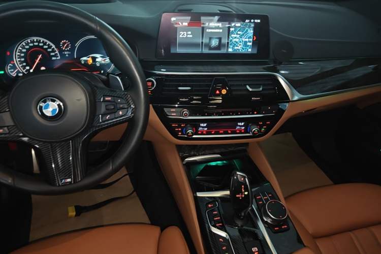 Used BMW 6 Series GT 2018 630i M Sport Package Audio And AC Panel