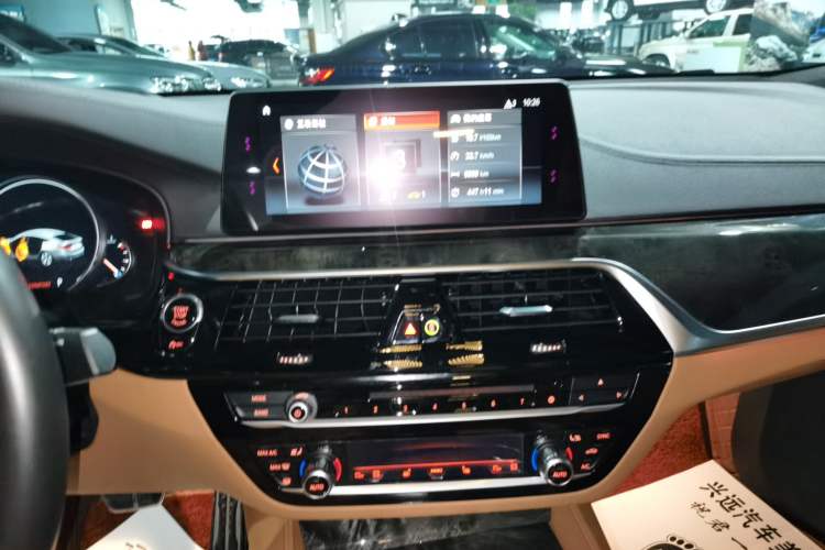 Used BMW 6 Series GT 2018 630i M Sport Package Audio And AC Panel