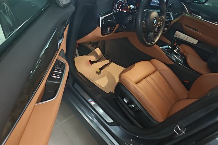 Used BMW 6 Series GT 2018 630i M Sport Package Driver Seat