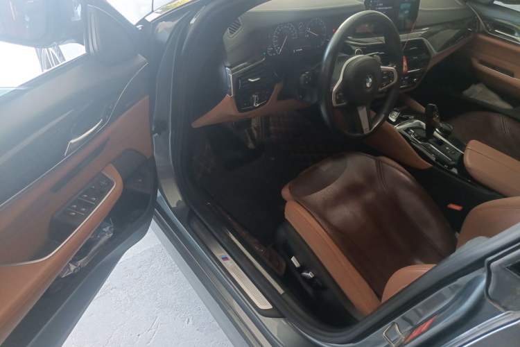 Used BMW 6 Series GT 2018 630i M Sport Package Driver Seat