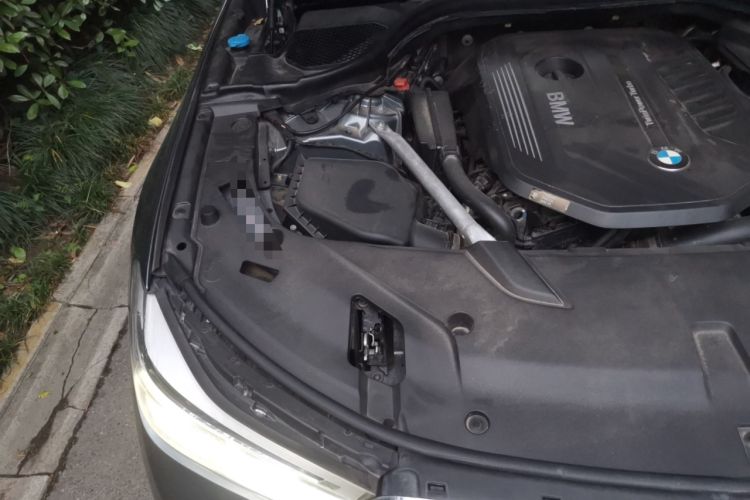 Used BMW 6 Series GT 2018 640i xDrive M Sport Package Engine Bay Right