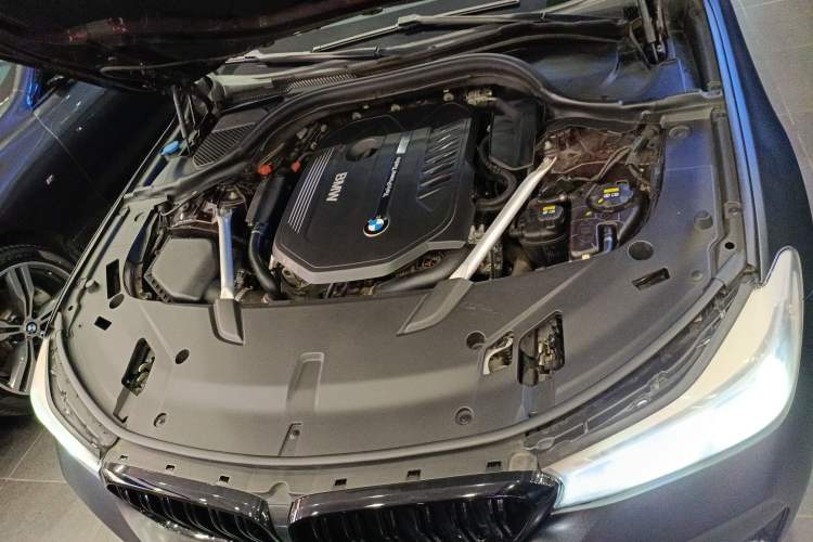 Used BMW 6 Series GT 2018 640i xDrive M Sport Package Engine Bay