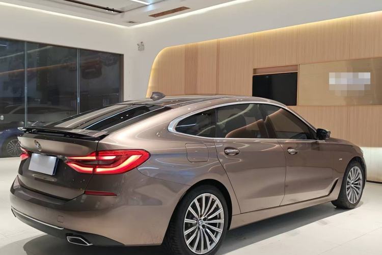 Used BMW 6 Series GT 2018 630i Luxury Design Package Exterior 4