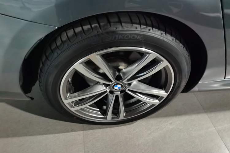 Used BMW 6 Series GT 2018 630i M Sport Package Exterior 8
