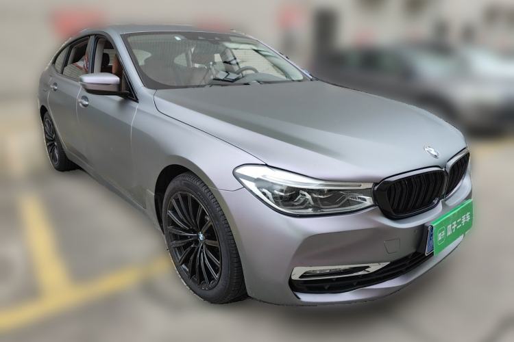 Used BMW 6 Series GT 2018 630i Luxury Design Package Front Right 45 Deg