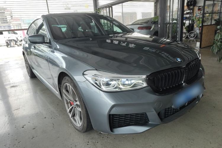 Used BMW 6 Series GT 2018 630i M Sport Package Front Right 45 Deg