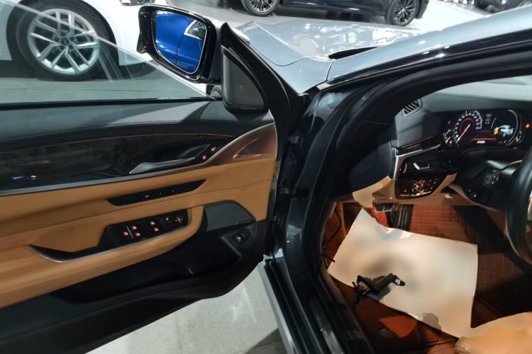 Used BMW 6 Series GT 2018 630i M Sport Package Interior 3