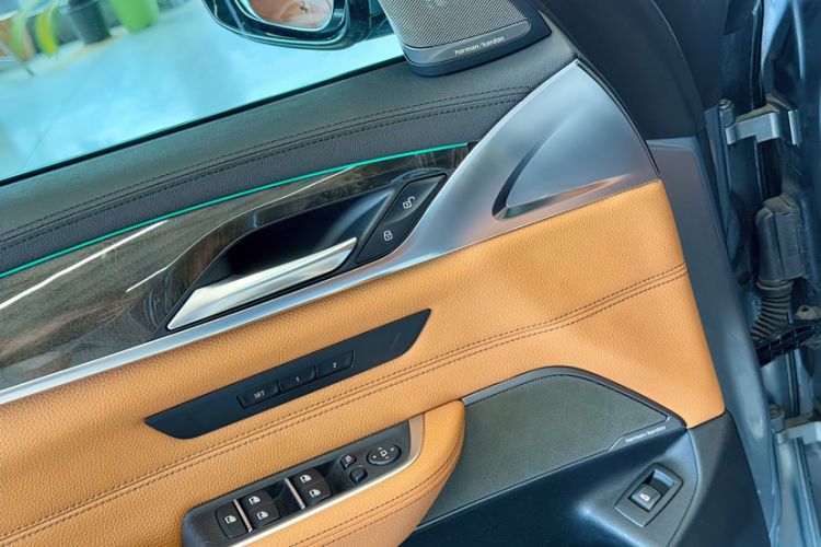 Used BMW 6 Series GT 2018 630i M Sport Package Interior 8