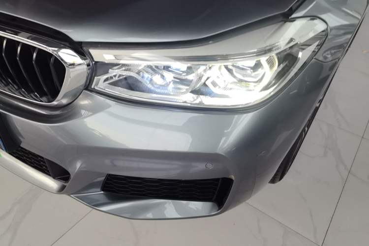Used BMW 6 Series GT 2018 640i xDrive M Sport Package Left Front Headlight