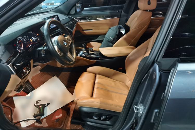 Used BMW 6 Series GT 2018 630i M Sport Package Left Front Seat