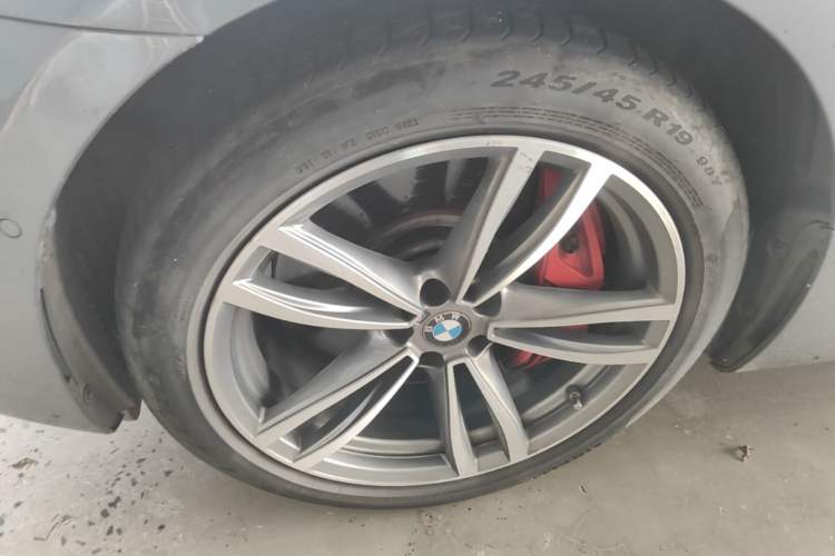 Used BMW 6 Series GT 2018 630i M Sport Package Left Front Wheel Hub