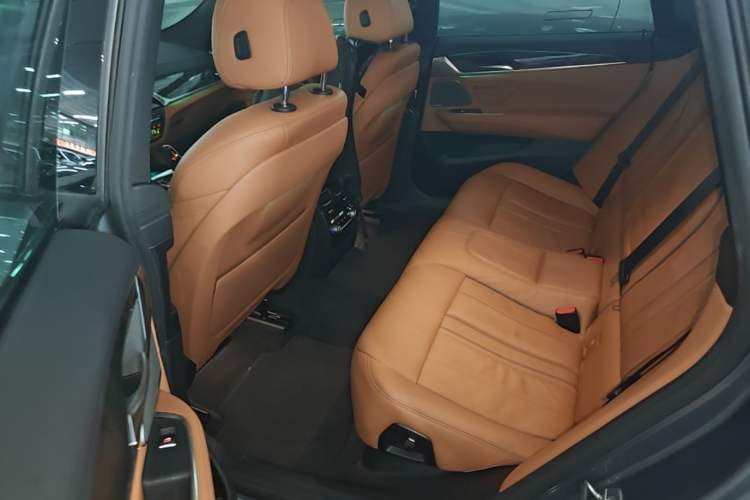 Used BMW 6 Series GT 2018 630i M Sport Package Left Rear Seat