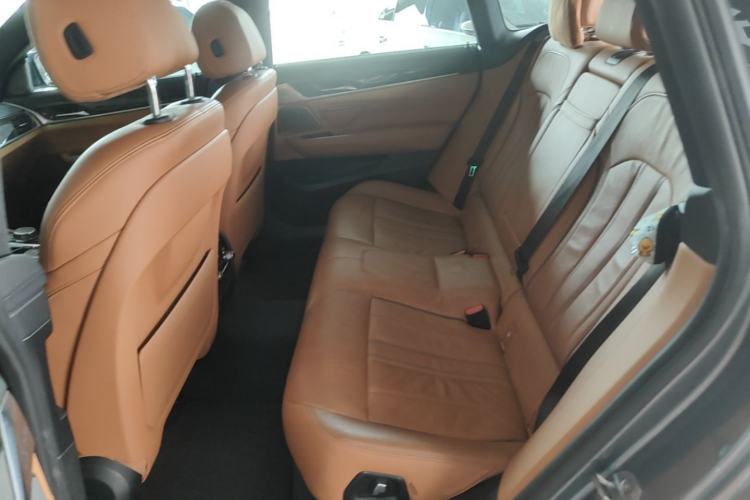 Used BMW 6 Series GT 2018 630i M Sport Package Left Rear Seat