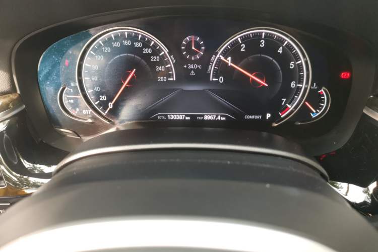 Used BMW 6 Series GT 2018 630i M Sport Package Odometer Close Up