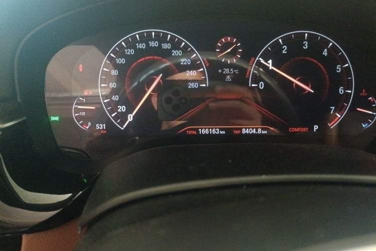 Used BMW 6 Series GT 2018 630i M Sport Package Odometer Close Up
