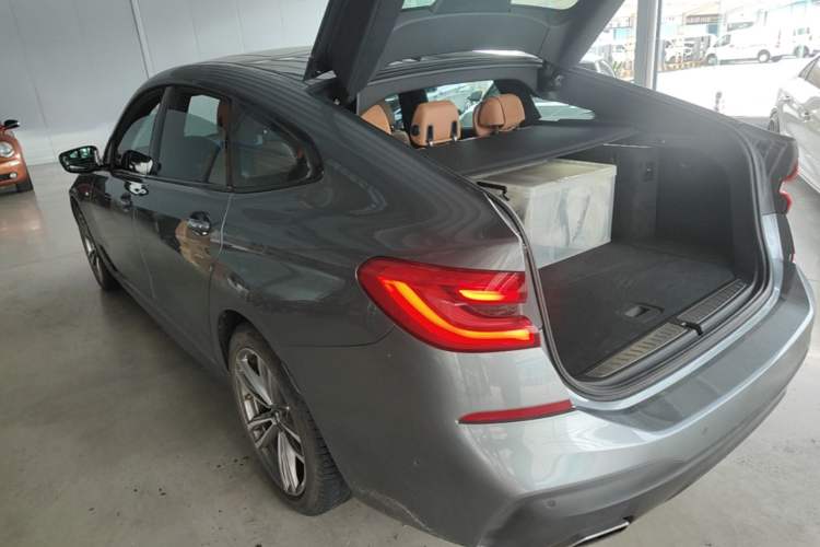 Used BMW 6 Series GT 2018 630i M Sport Package Rear Left 45 Deg