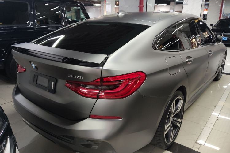 Used BMW 6 Series GT 2018 640i xDrive M Sport Package Rear Right 45 Deg