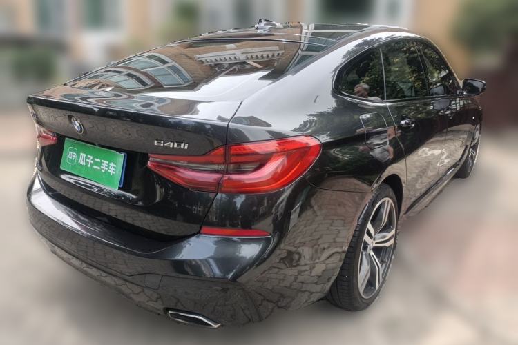 Used BMW 6 Series GT 2018 640i xDrive M Sport Package Rear Right 45 Deg