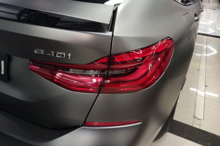 Used BMW 6 Series GT 2018 640i xDrive M Sport Package Right Rear Taillight