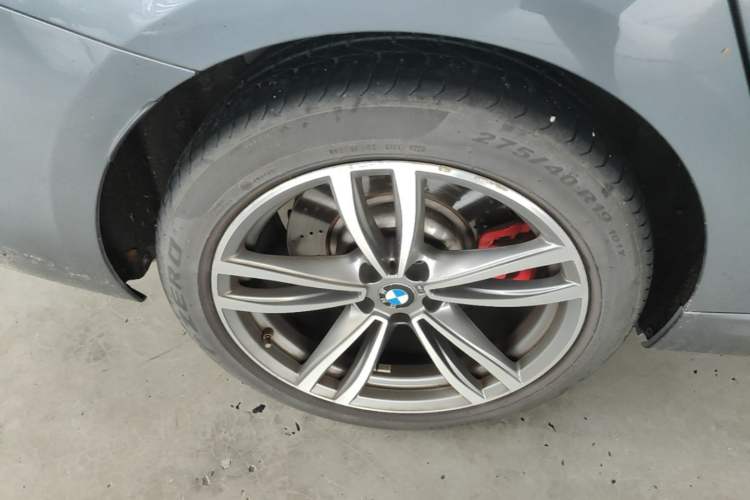 Used BMW 6 Series GT 2018 630i M Sport Package Right Rear Wheel Hub