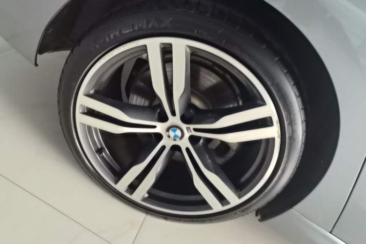 Used BMW 6 Series GT 2018 640i xDrive M Sport Package Right Rear Wheel Hub