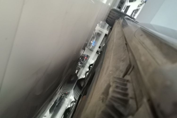 Used BMW 6 Series GT 2018 640i xDrive M Sport Package Right Side Sill