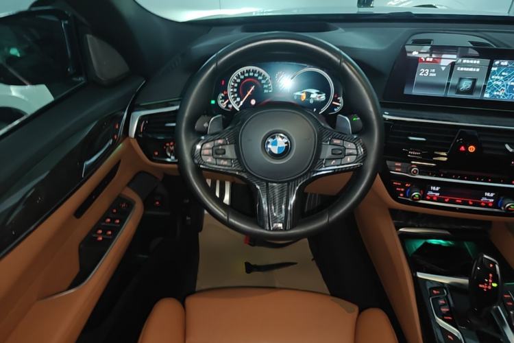 Used BMW 6 Series GT 2018 630i M Sport Package Steering Wheel