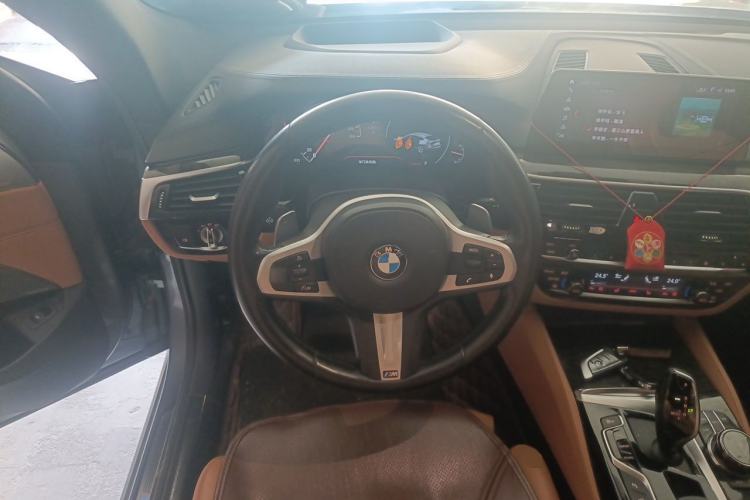 Used BMW 6 Series GT 2018 630i M Sport Package Steering Wheel