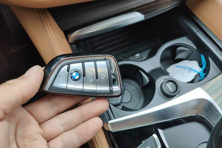 Used BMW 6 Series GT 2018 630i Luxury Design Package Vehicle Key