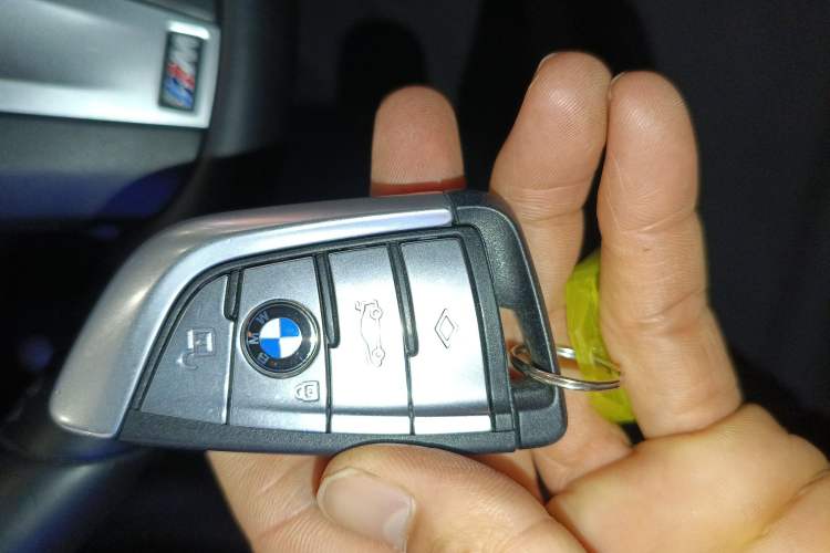Used BMW 6 Series GT 2018 640i xDrive M Sport Package Vehicle Key