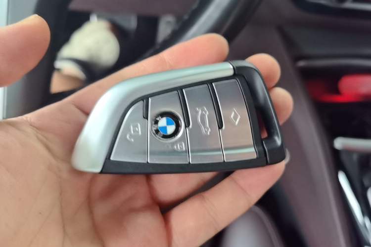 Used BMW 6 Series GT 2018 640i xDrive M Sport Package Vehicle Key