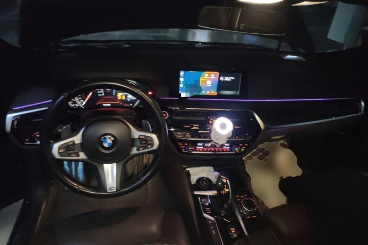 Used BMW 6 Series GT 2018 640i xDrive M Sport Package Center Console