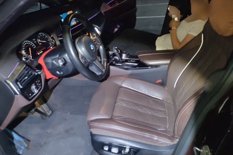Used BMW 6 Series GT 2018 640i xDrive M Sport Package Left Front Seat