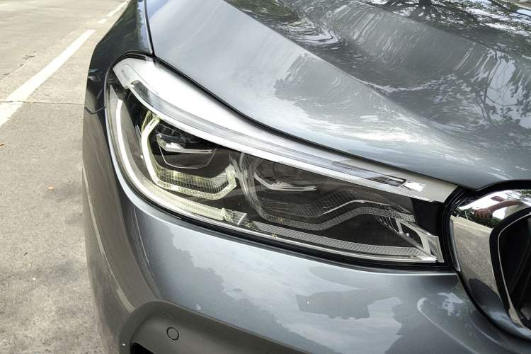 Used BMW 6 Series GT 2018 640i xDrive M Sport Package Exterior 6