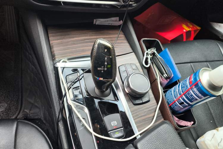 Used BMW 6 Series GT 2018 630i Luxury Design Package Gear Lever