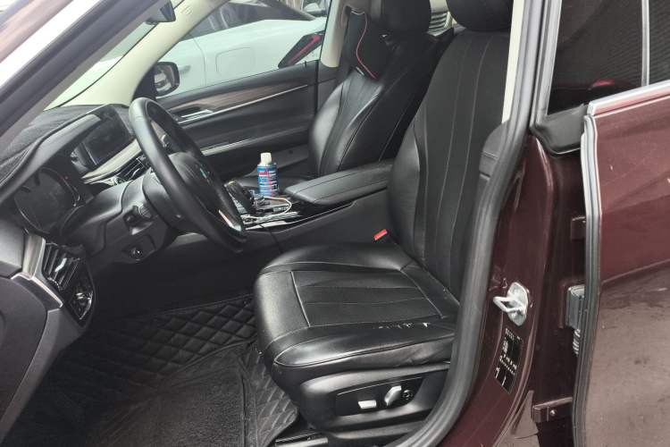 Used BMW 6 Series GT 2018 630i Luxury Design Package Left Front Seat