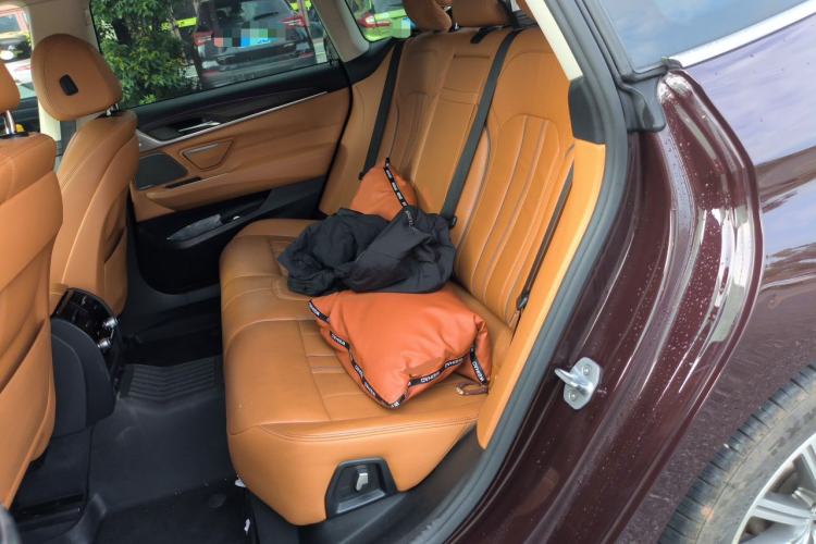 Used BMW 6 Series GT 2018 630i Luxury Design Package Left Rear Seat