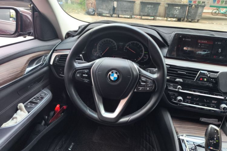 Used BMW 6 Series GT 2018 630i Luxury Design Package Steering Wheel