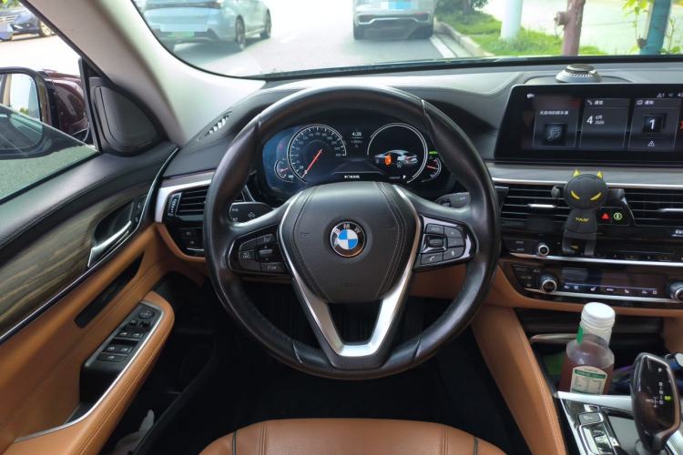 Used BMW 6 Series GT 2018 630i Luxury Design Package Steering Wheel