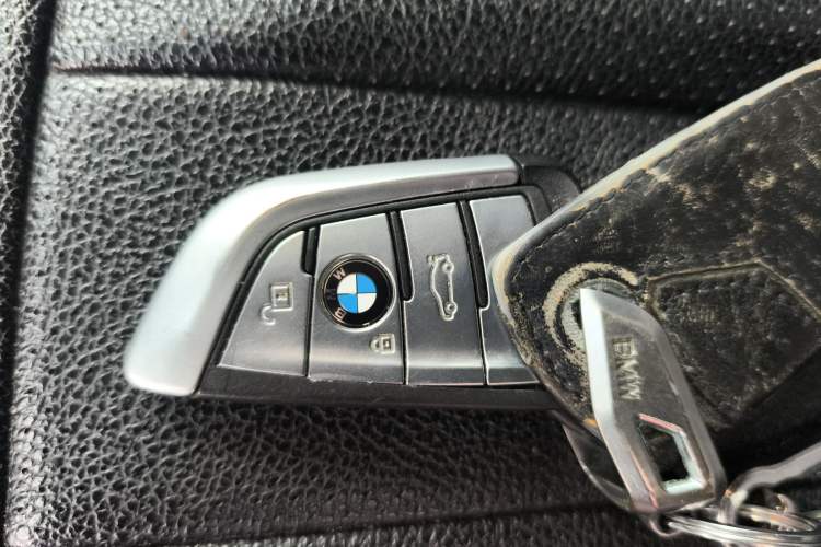 Used BMW 6 Series GT 2018 630i Luxury Design Package Vehicle Key