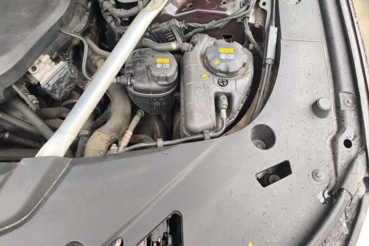 Used BMW 6 Series GT 2018 630i Luxury Design Package Engine Bay Left