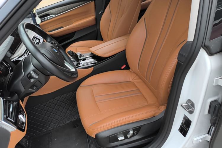 Used BMW 6 Series GT 2018 630i Luxury Design Package Left Front Seat