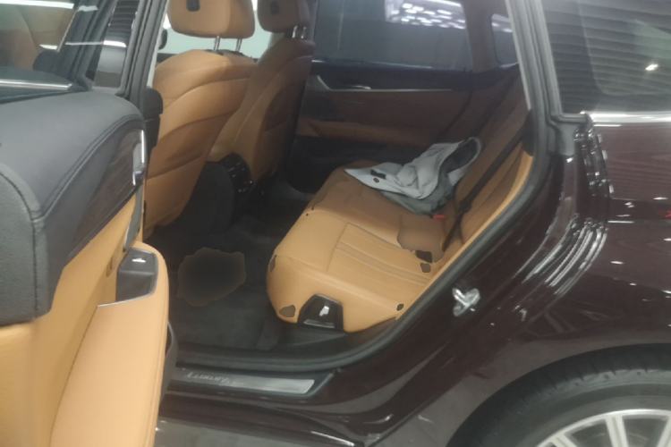 Used BMW 6 Series GT 2018 630i Luxury Design Package Left Rear Seat