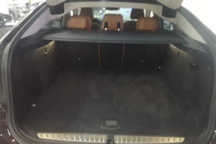 Used BMW 6 Series GT 2018 630i Luxury Design Package Trunk