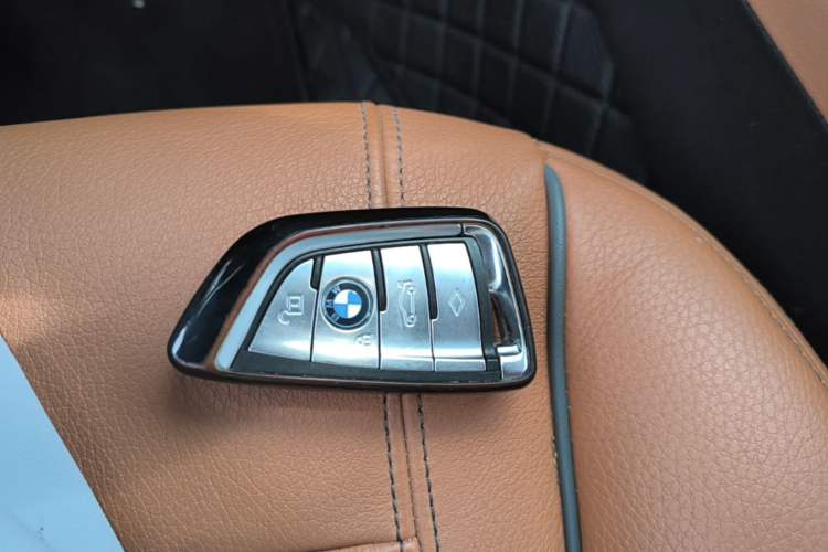 Used BMW 6 Series GT 2018 630i Luxury Design Package Vehicle Key