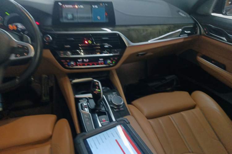 Used BMW 6 Series GT 2018 630i M Sport Package Audio And AC Panel